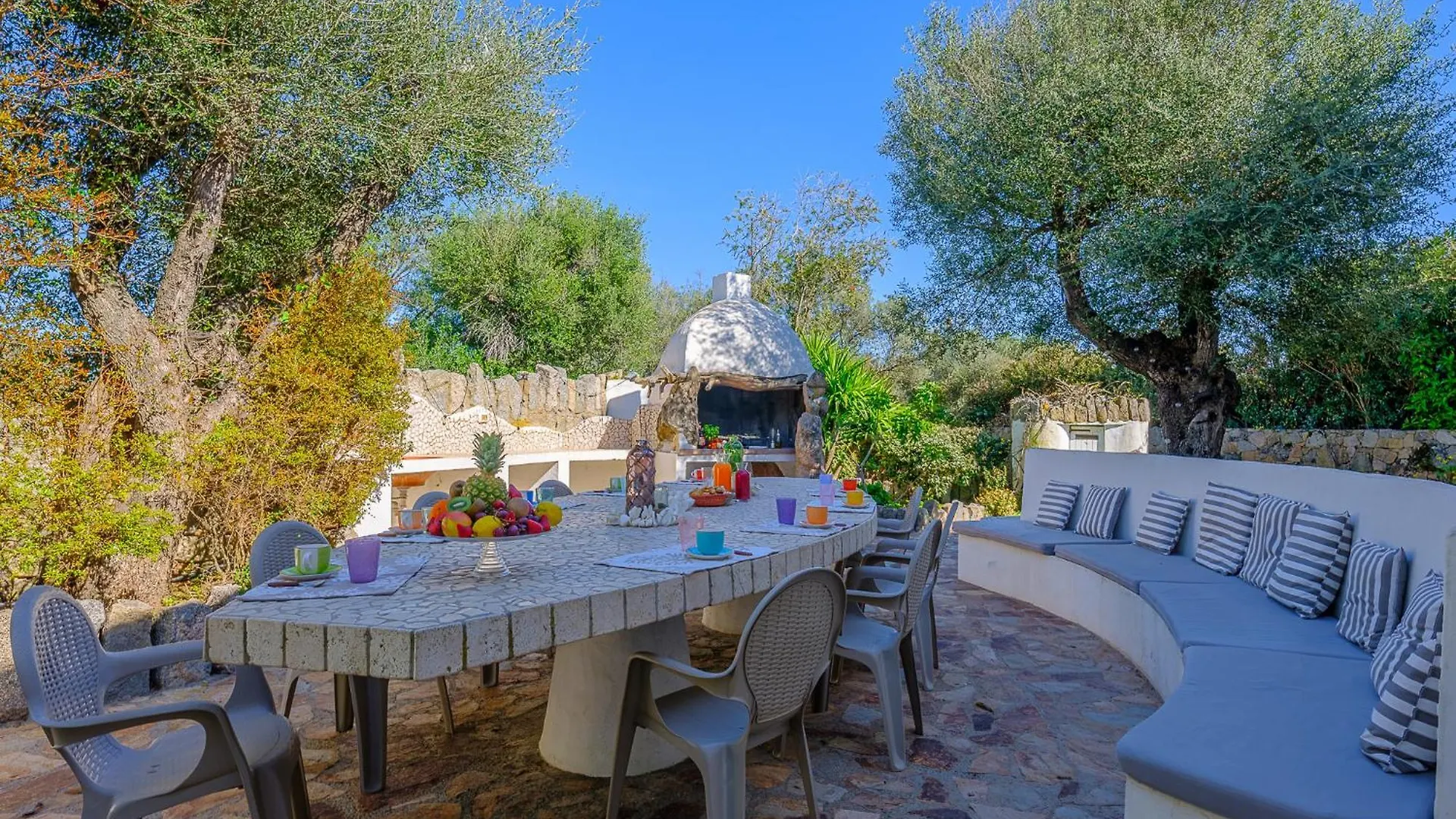 Sardinia Family Villas - Villa Eloisa With Private Pool San Pantaleo